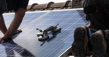 Diferencias entre paneles solares monocristalinos y policristalinos